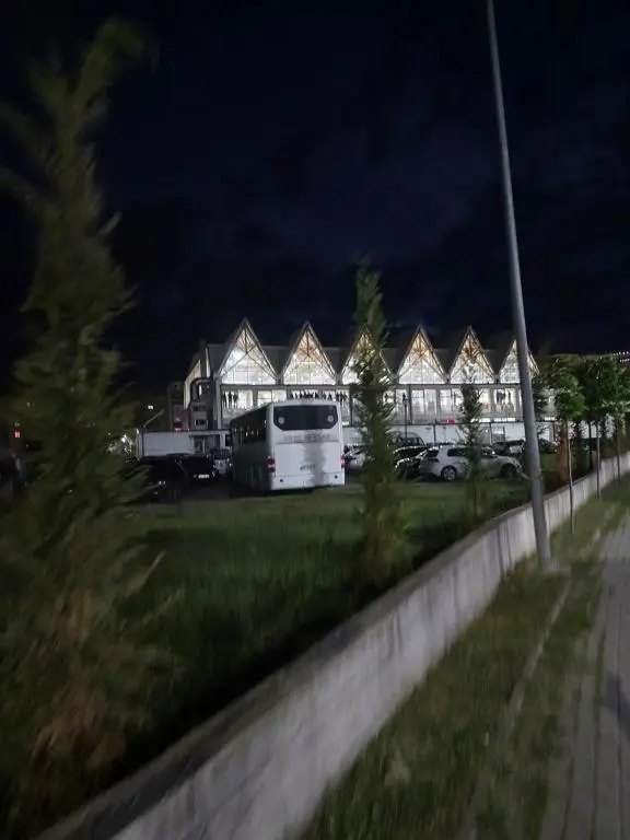 img_id_1724210.webp