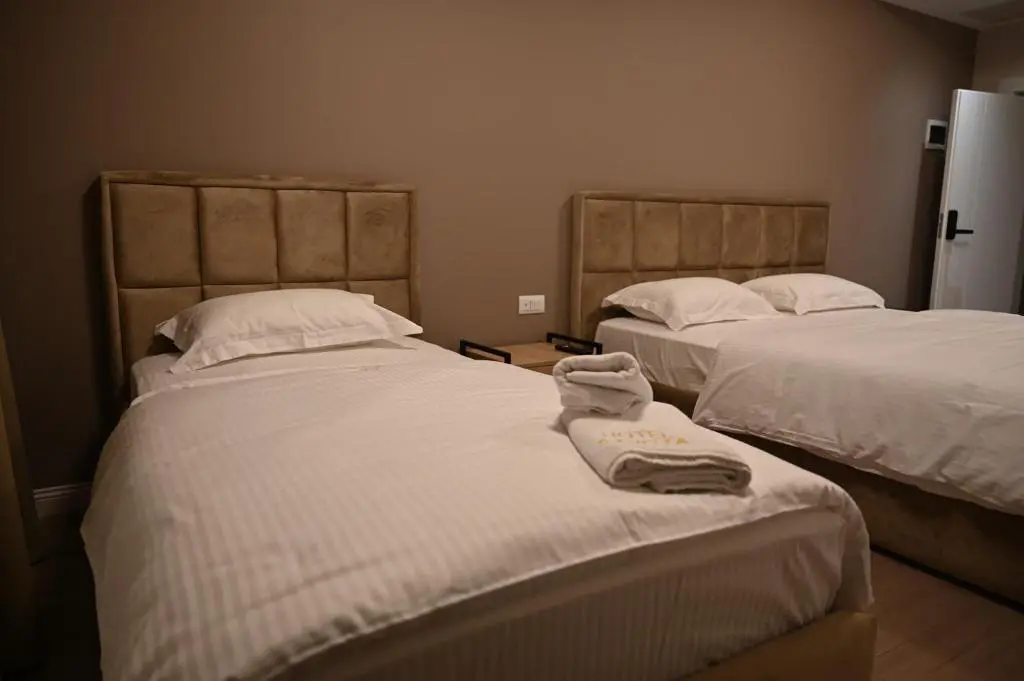 img_id_1404283.webp