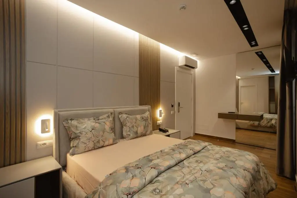 img_id_1910511.webp