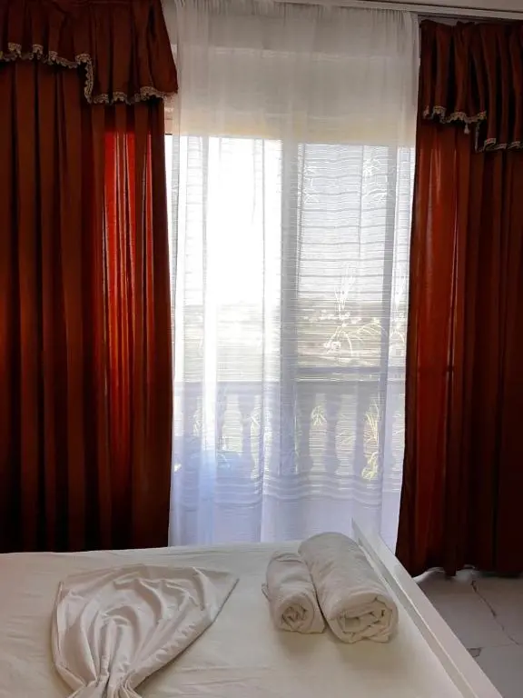 img_id_1719343.webp