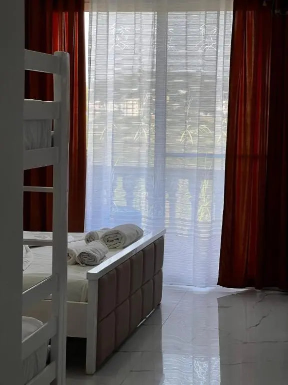 img_id_1719345.webp