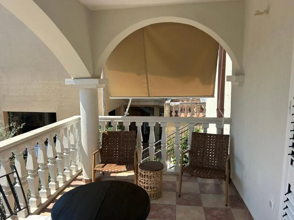 img_id_2457264.webp