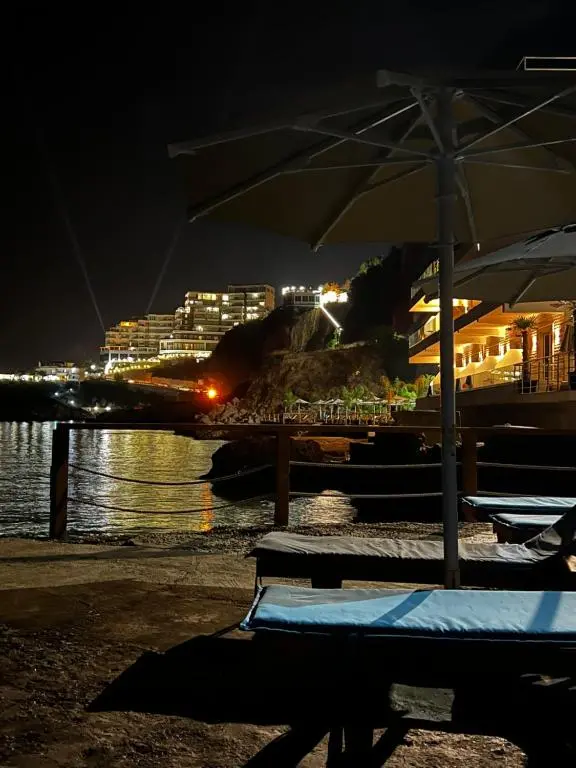 img_id_922735.webp