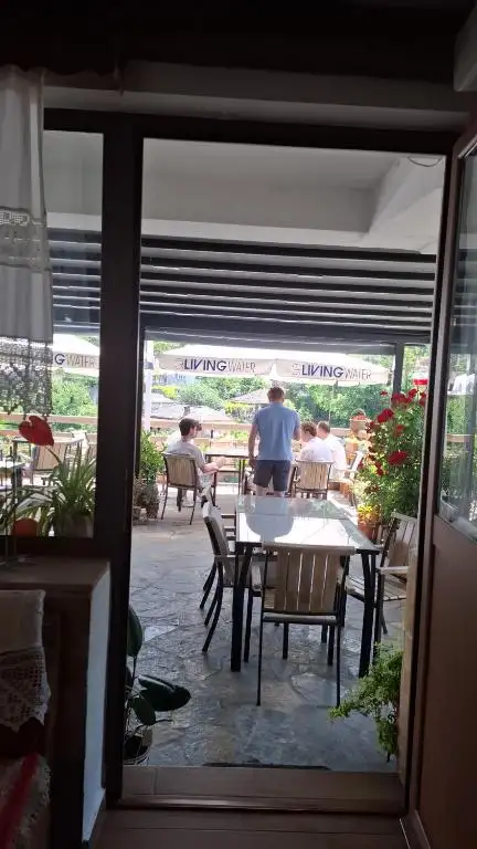 img_id_571373.webp