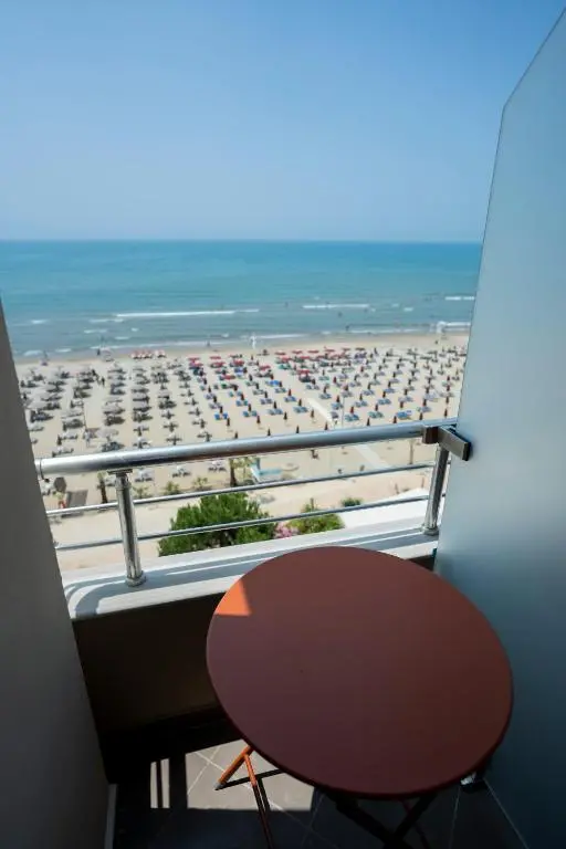 img_id_1116833.webp