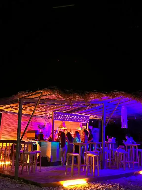 img_id_588371.webp