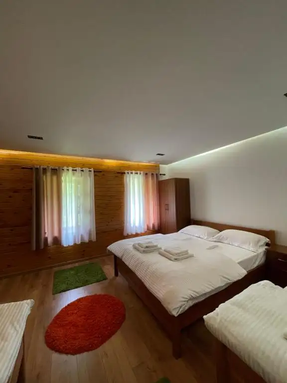 img_id_590126.webp