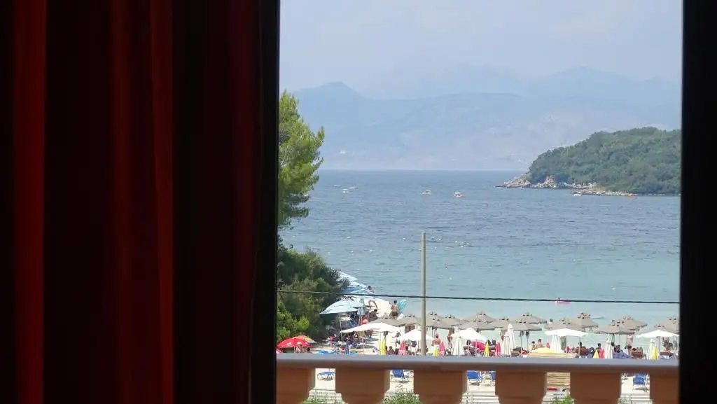img_id_593775.webp
