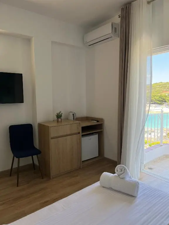 img_id_1094608.webp