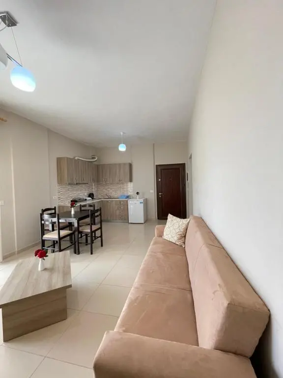 img_id_1005305.webp