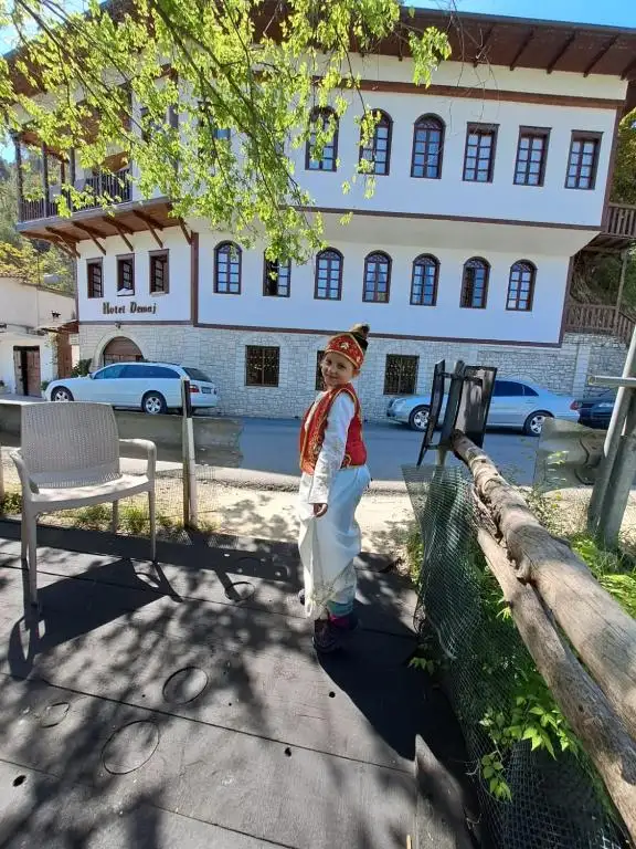 img_id_624725.webp
