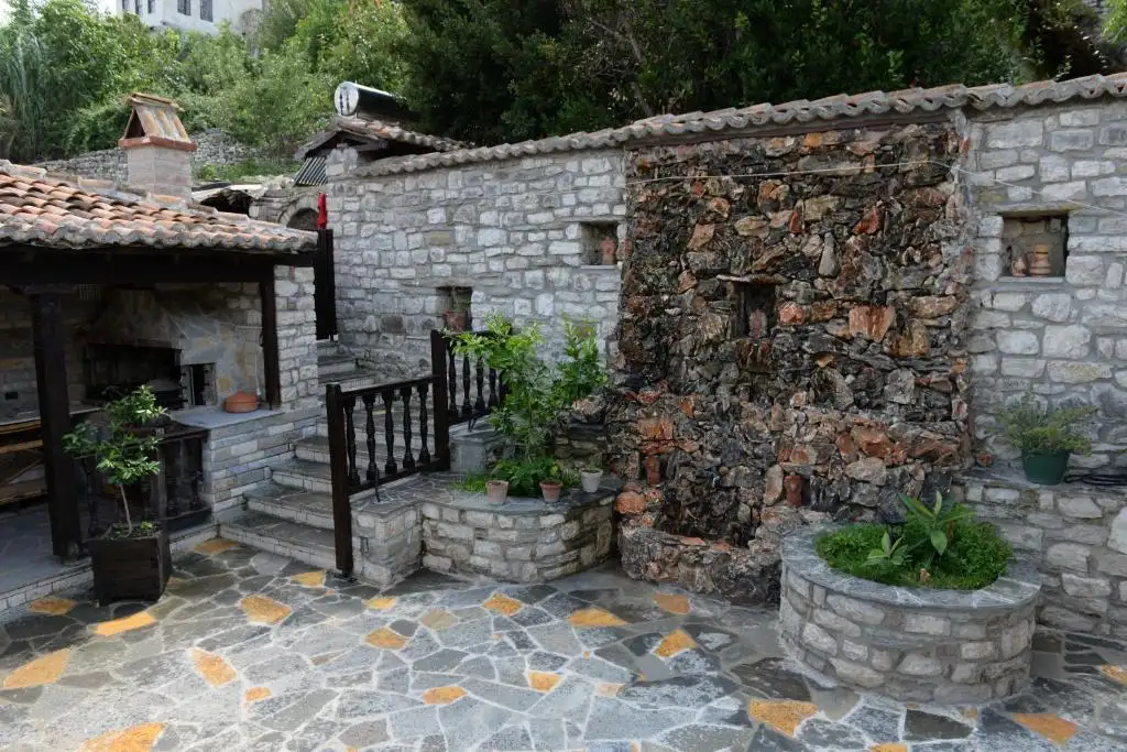 img_id_625619.webp