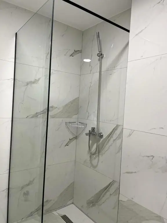 img_id_1421096.webp