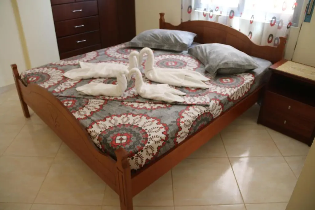 img_id_1042687.webp