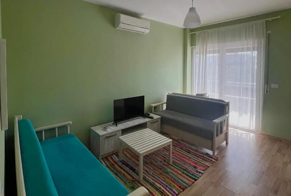 img_id_1312821.webp