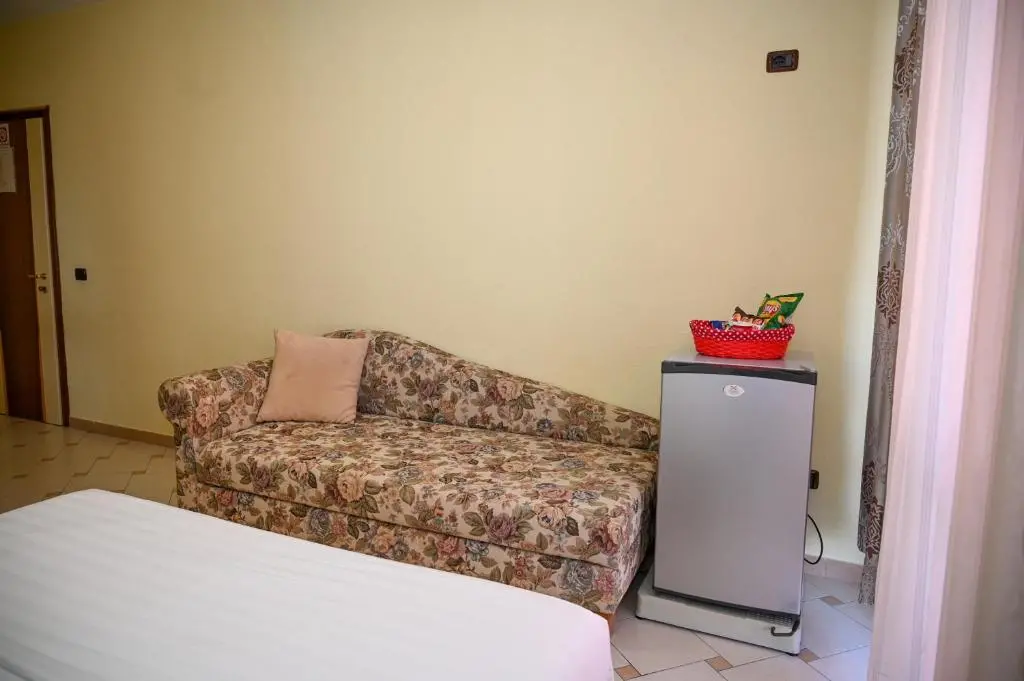 img_id_1692003.webp