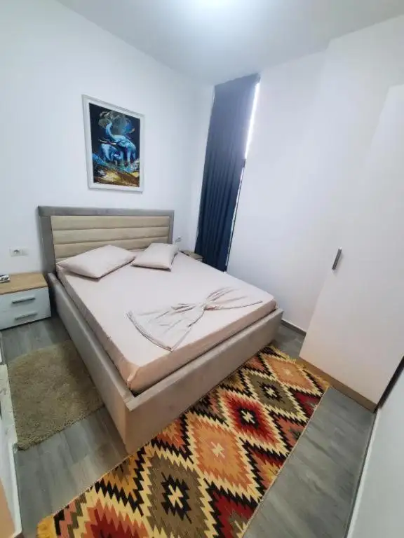 Deluxe Double Room image 9