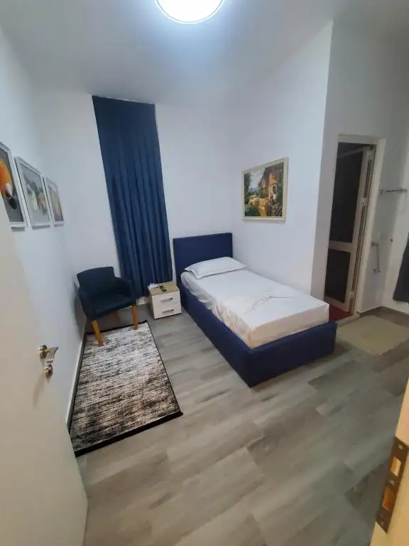 Deluxe Single Room image 3