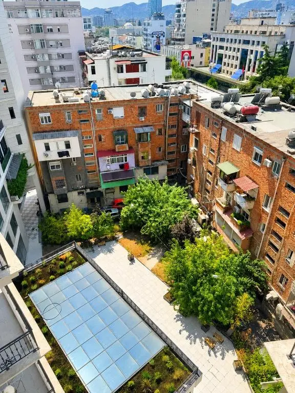 img_id_1077160.webp