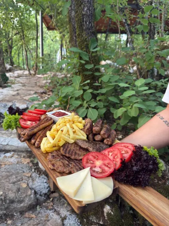 img_id_2433192.webp