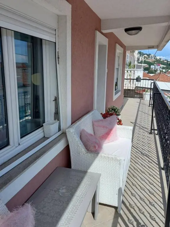 img_id_2426458.webp