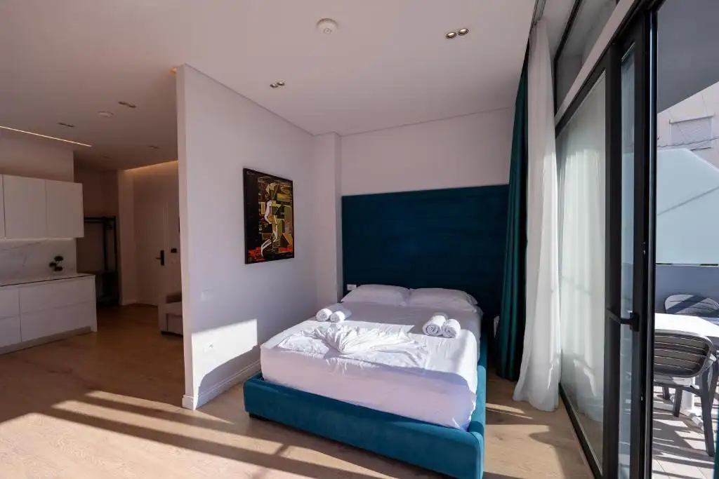One-Bedroom Apartment image 21