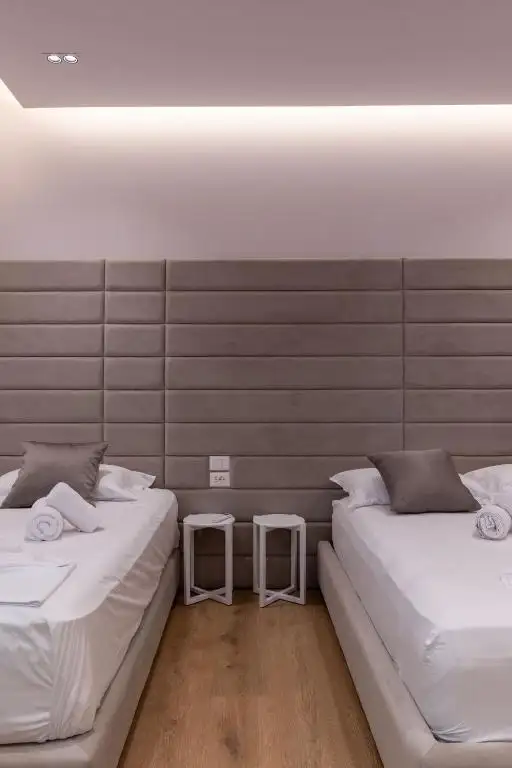 One-Bedroom Apartment image 14