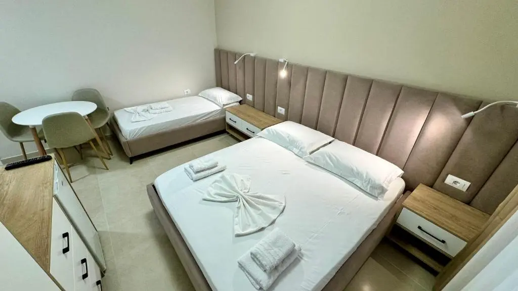 img_id_1077455.webp