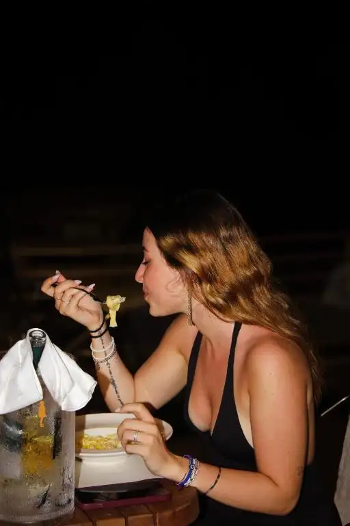 img_id_604126.webp