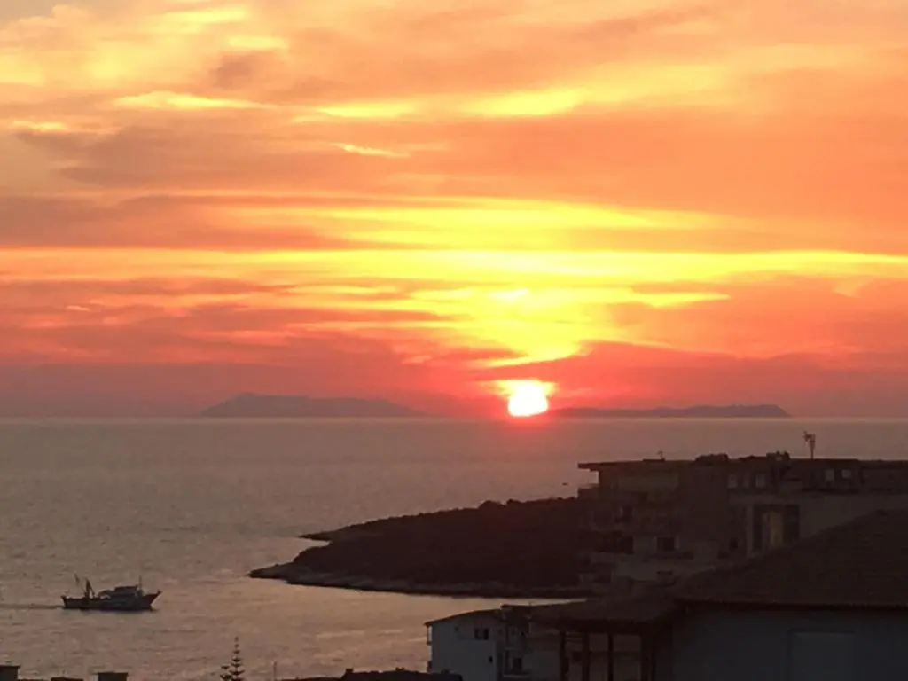 img_id_1076776.webp