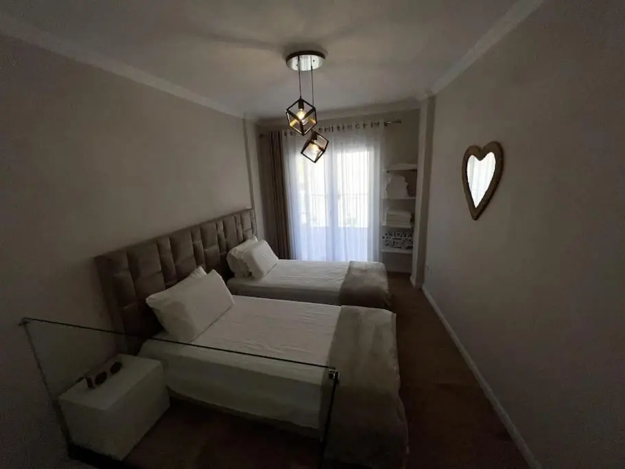 img_id_1017978.webp