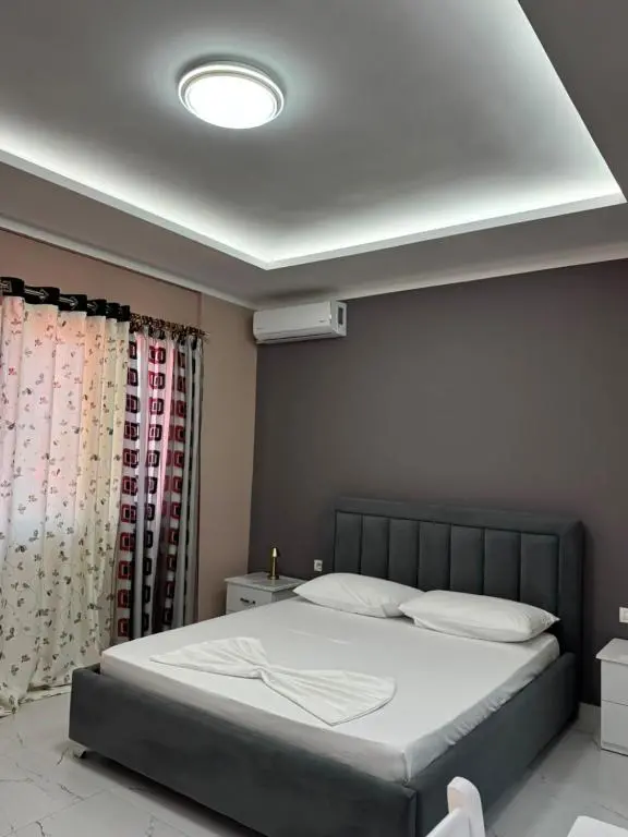 img_id_1404160.webp