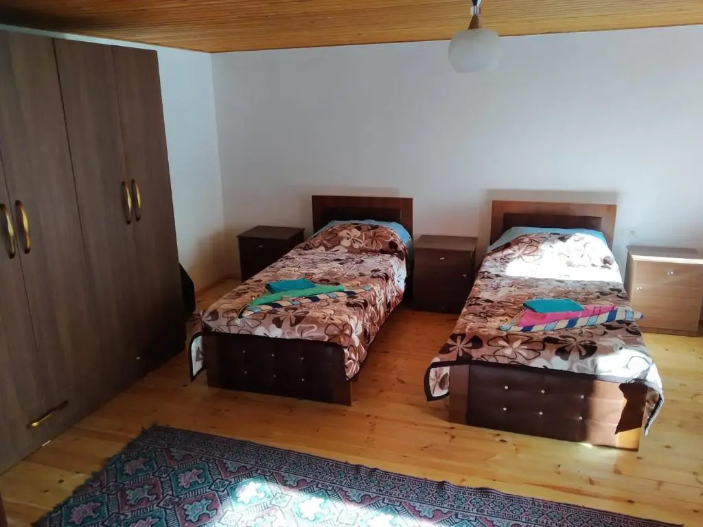 img_id_979702.webp