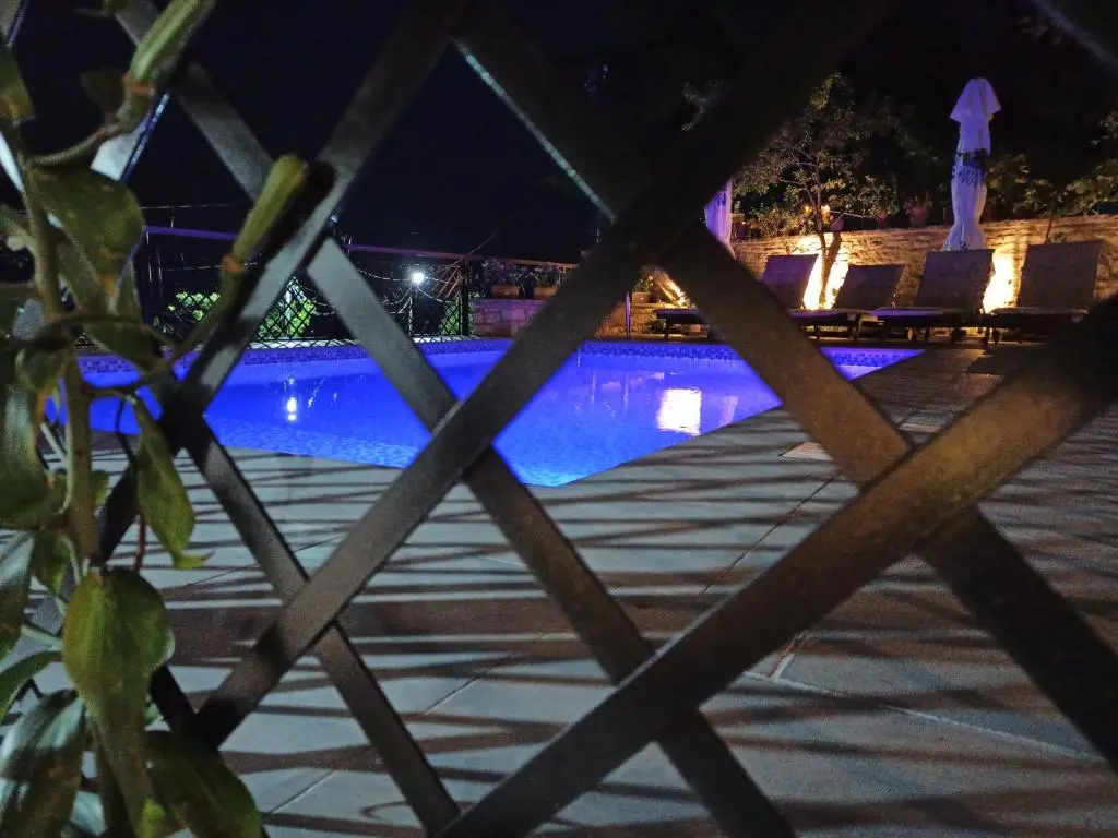 img_id_1660209.webp