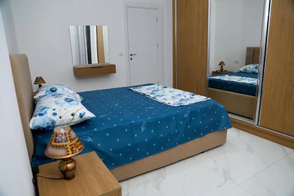 img_id_1715957.webp