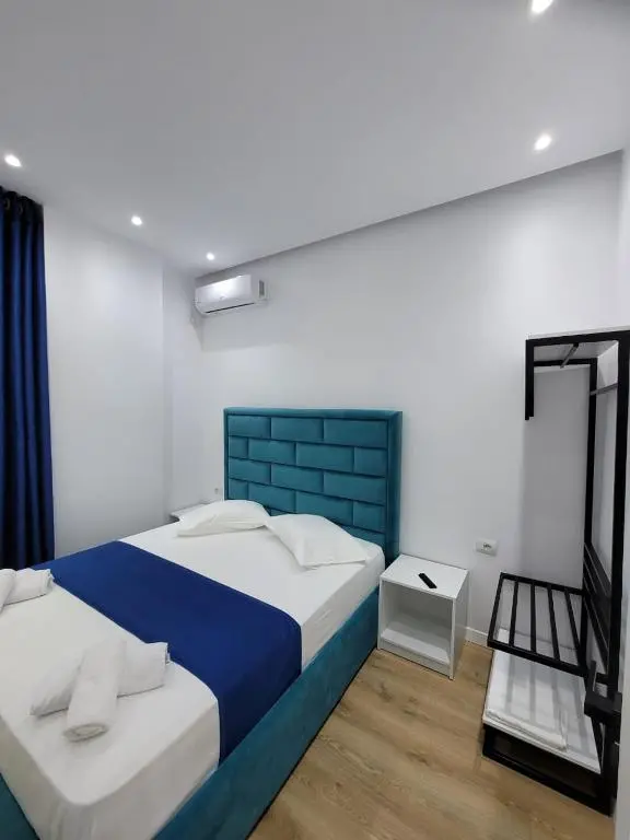 img_id_1038957.webp