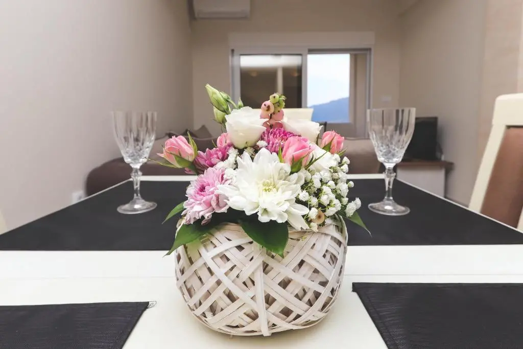 img_id_2413659.webp