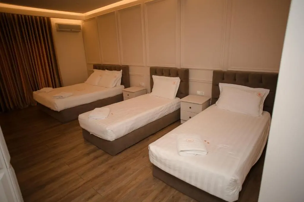img_id_1032020.webp