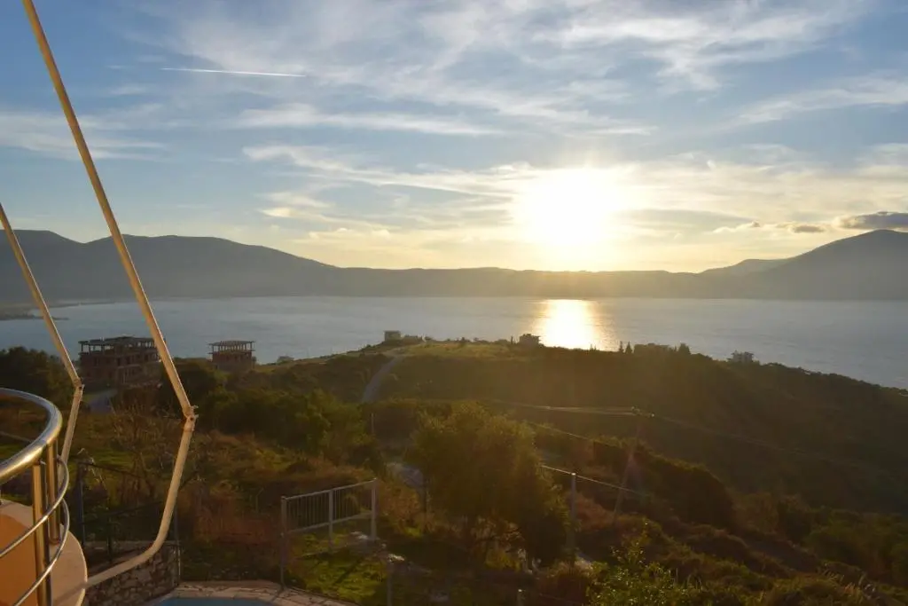 img_id_1499483.webp