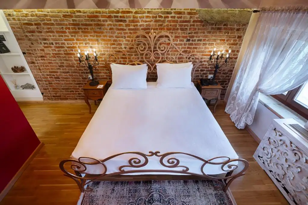 img_id_531575.webp