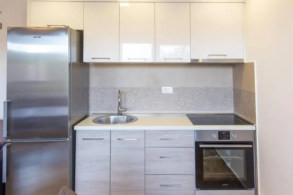 img_id_2412520.webp