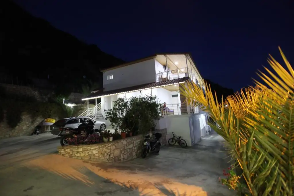 img_id_606620.webp
