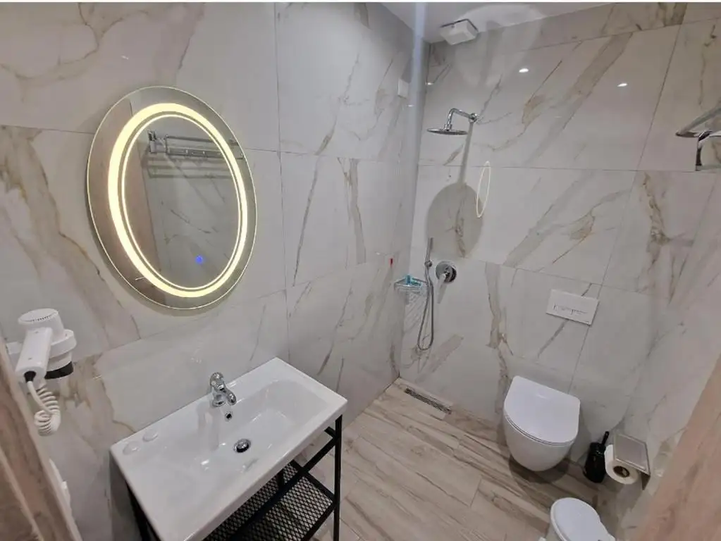 Double Room with Balcony image 8