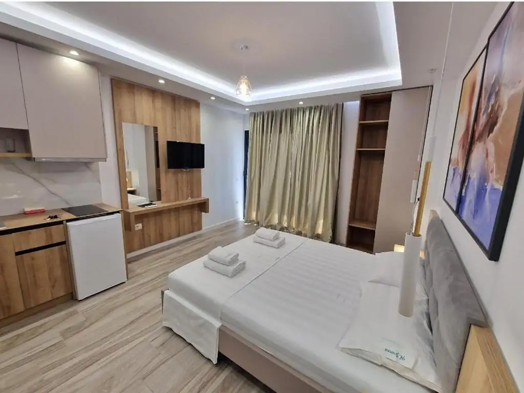 Double Room with Balcony and Sea View