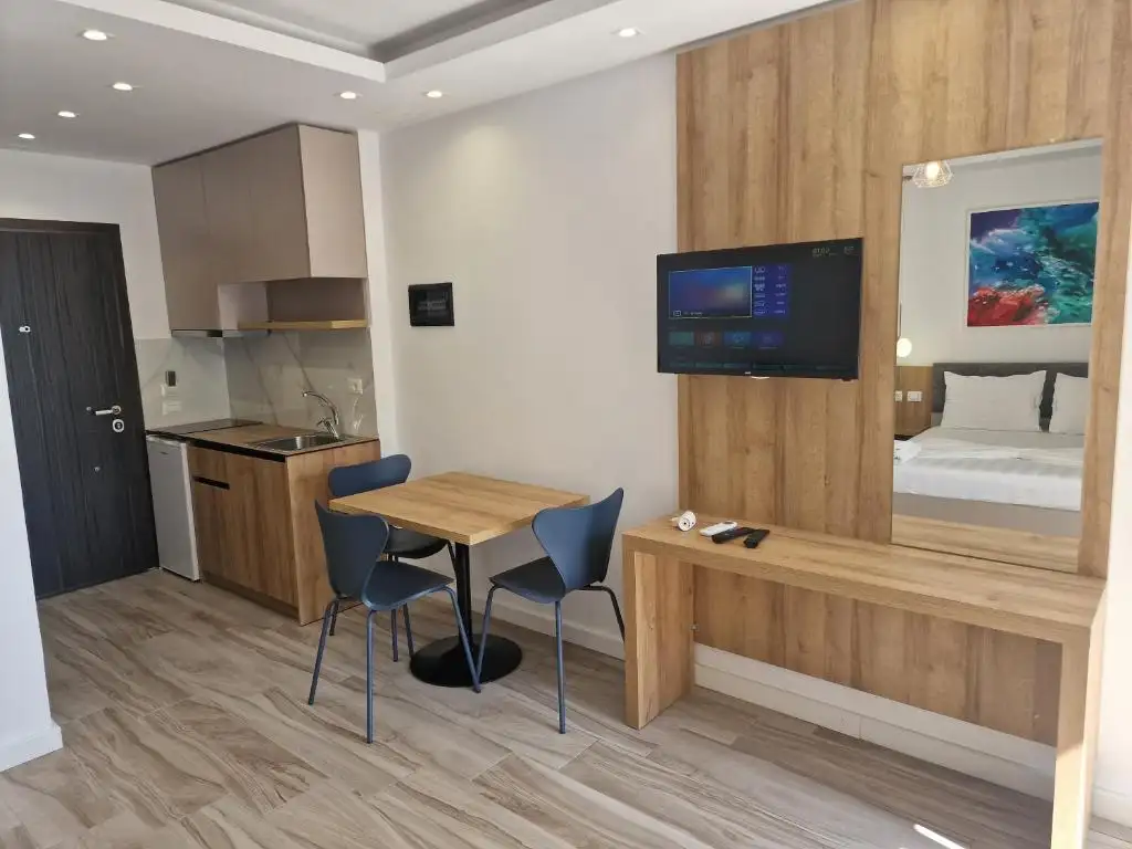 Triple Room with Sea View image 7