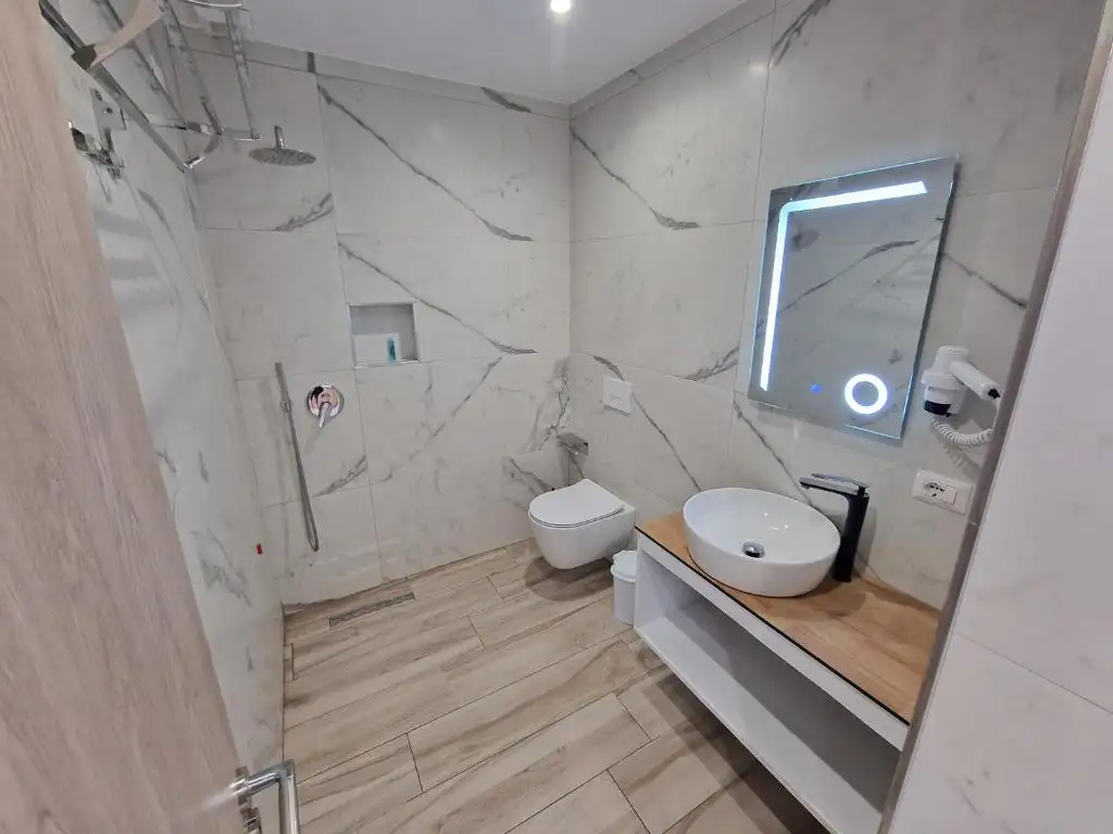 Triple Room with Sea View image 9