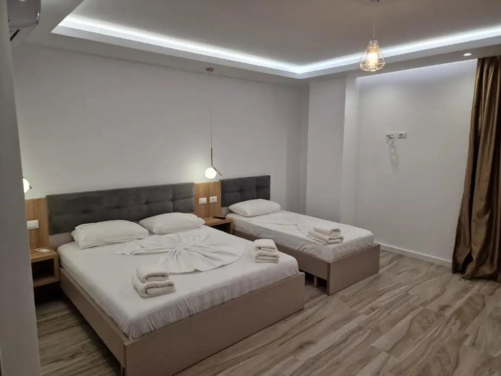 Suite with Sea View image 3