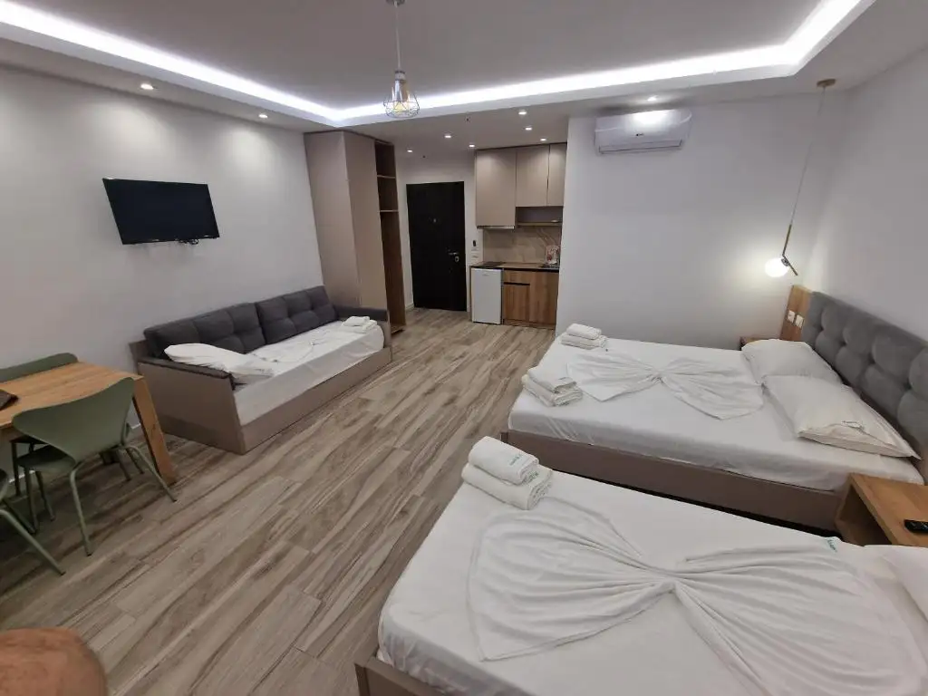 Suite with Sea View image 7