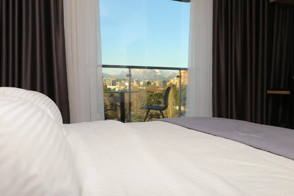 img_id_1413970.webp