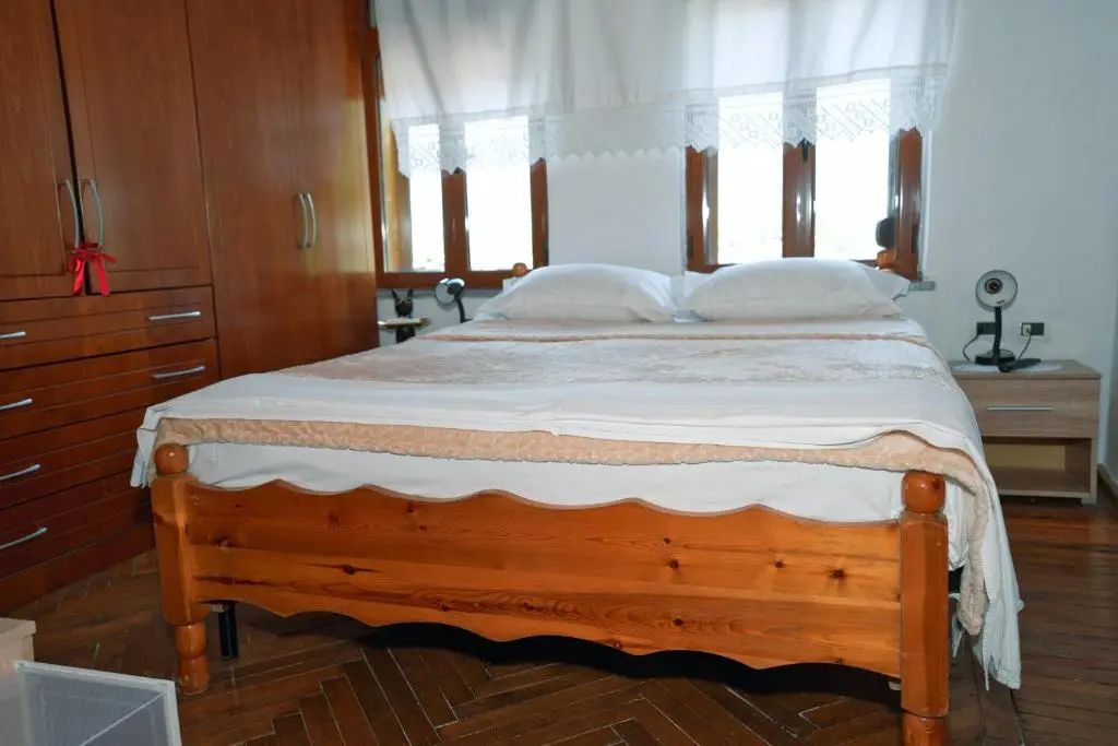 img_id_906107.webp